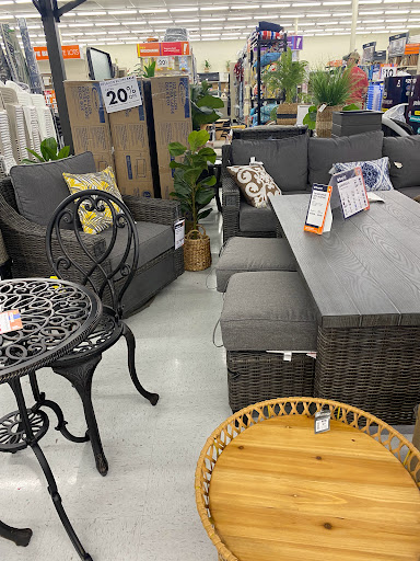 Discount Store «Big Lots», reviews and photos, 4165 E Harry St, Wichita, KS 67218, USA