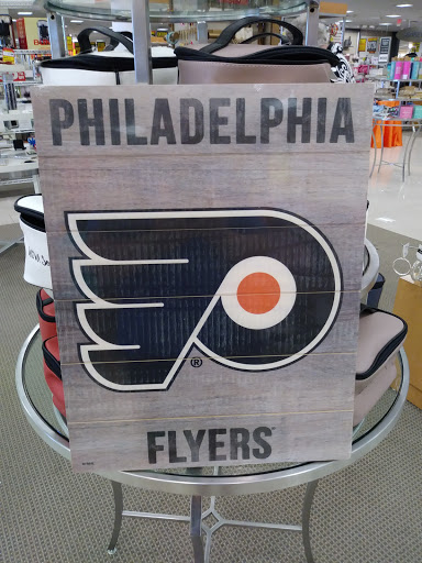 Department Store «Bon-Ton», reviews and photos, 400 Eisenhower Dr, Hanover, PA 17331, USA