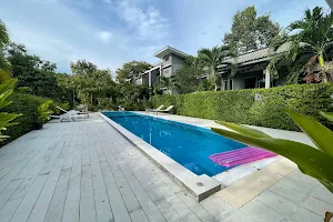 The Zohan Resort & Villa image