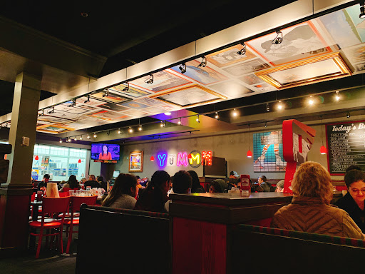 Shopping Mall «Visalia Mall», reviews and photos, 2031 S Mooney Blvd, Visalia, CA 93277, USA