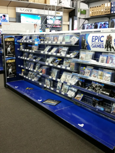 Shopping Mall «Shady Oaks Shopping Center», reviews and photos, 2415 SW 27th Ave, Ocala, FL 34471, USA