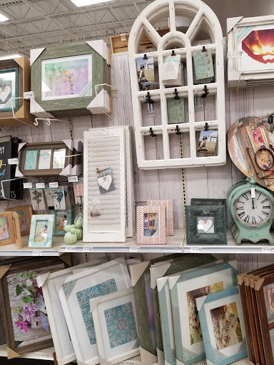 Craft Store «Michaels», reviews and photos, 967 Norland Ave, Chambersburg, PA 17201, USA