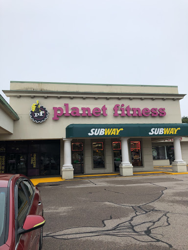 Gym «Planet Fitness - Smithfield, RI», reviews and photos, 445 Putnam Pike, Smithfield, RI 02917, USA