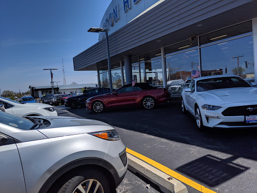 Ford Dealer «Arlington Heights Ford», reviews and photos, 801 W Dundee Rd, Arlington Heights, IL 60004, USA