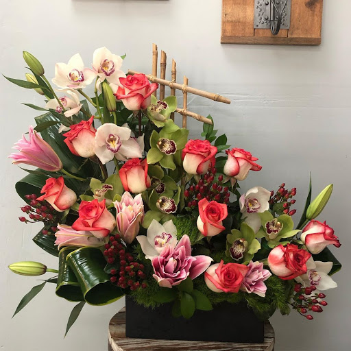 Florist «J & J Flowers and Gifts Shop», reviews and photos, 8366 Pines Blvd, Pembroke Pines, FL 33024, USA
