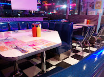Atmosphère du Restaurant américain Memphis - Restaurant Diner à Niort - n°10