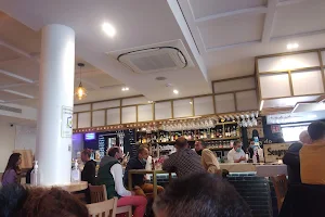 Bar-Cafetería Antojitos image