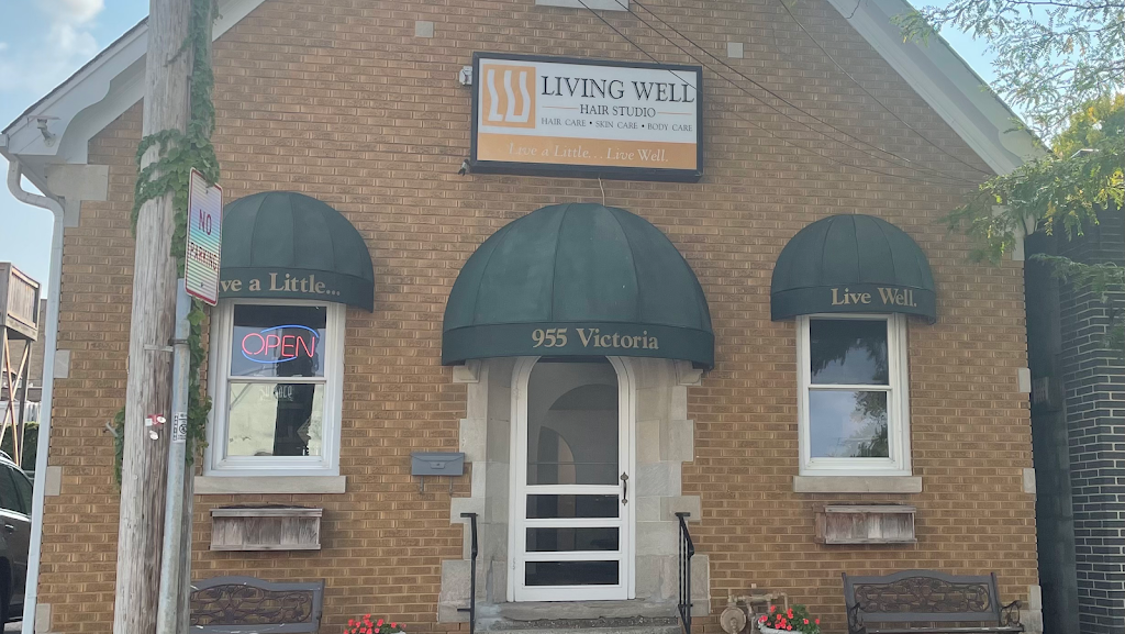 Living Well Hair Studio 60002