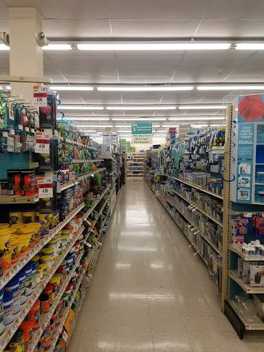 Pet Supply Store «Pet Supplies Plus», reviews and photos, 4922 Portage St NW, North Canton, OH 44720, USA