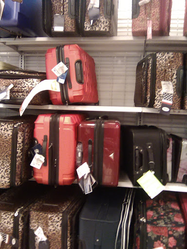 Clothing Store «Ross Dress for Less», reviews and photos, 241 N Glendale Ave, Glendale, CA 91206, USA