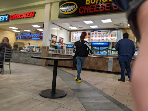 Movie Theater «Regal Cinemas Southpark Mall 16», reviews and photos, 300 Southpark Cir, Colonial Heights, VA 23834, USA