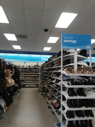 Clothing Store «Ross Dress for Less», reviews and photos, 1219 N Fry Rd, Katy, TX 77449, USA