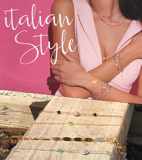 Jewelry Store «Farnan Jewelers», reviews and photos, 105 N Wayne Ave, Wayne, PA 19087, USA