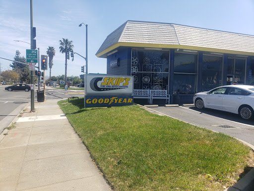 Tire Shop «Skip’s Tire & Auto Repair Centers», reviews and photos, 970 Blossom Hill Rd, San Jose, CA 95123, USA