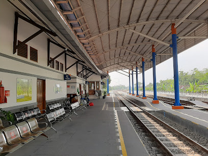 Stasiun Kradenan
