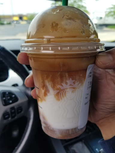 Coffee Shop «Starbucks», reviews and photos, 6537 S 27th St, Franklin, WI 53132, USA