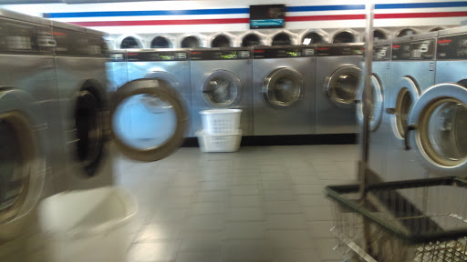 Laundromat «Wash Land Laundromat», reviews and photos, 546 E Constance Rd, Suffolk, VA 23434, USA