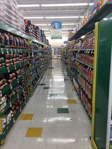Pet Supply Store «Pet Supplies Plus», reviews and photos, 2471 E State St, Hermitage, PA 16148, USA