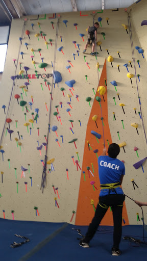 Rock Climbing Gym «Philadelphia Rock Gym - Wyncote», reviews and photos, 827 Glenside Ave #200, Wyncote, PA 19095, USA