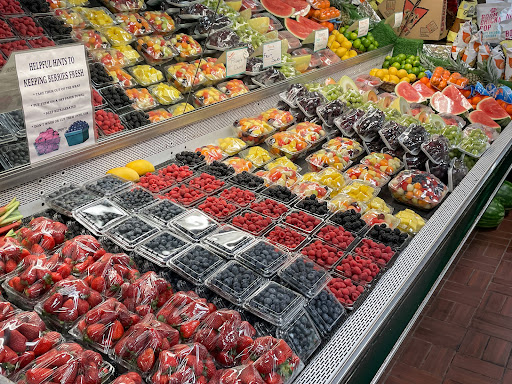 Grocery Store «The Fruit Store», reviews and photos, 26 W 1st St, Hinsdale, IL 60521, USA