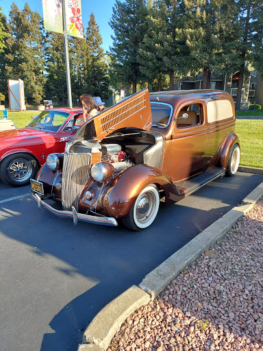 Shopping Mall «Promenade Shopping Center», reviews and photos, 7485 Rush River Dr, Sacramento, CA 95831, USA