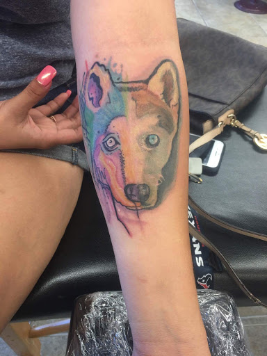 Tattoo Shop «CATS CUSTOMS TATTOO», reviews and photos, 908 W Rancier Ave, Killeen, TX 76541, USA