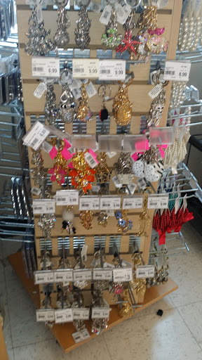 Clothing Store «Rugged Wearhouse», reviews and photos, 2714 Scottsville Rd, Bowling Green, KY 42104, USA