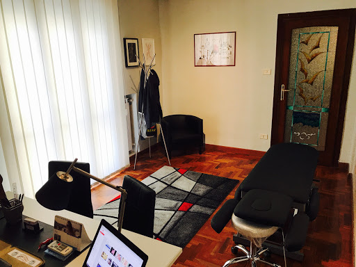 👨🏻‍⚕️ Dott. Ciro Centanni Osteopata Fisioterapista Napoli