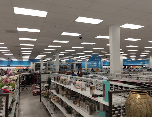 Clothing Store «Ross Dress for Less», reviews and photos, 11310 W Florissant Ave, Florissant, MO 63033, USA