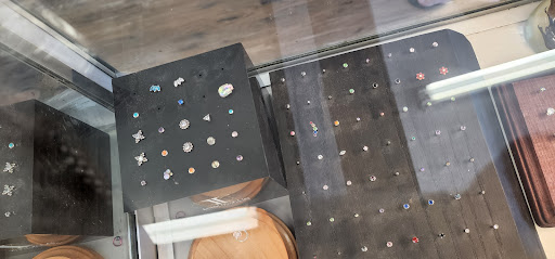 Tattoo Shop «Blue Ring Studio Tattoo & Piercing», reviews and photos, 2408 Cleveland Blvd, Caldwell, ID 83605, USA