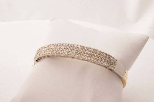 Jewelry Store «Royalty Fine Jewelers», reviews and photos, 10500 Ulmerton Rd #656, Largo, FL 33771, USA