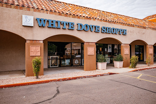 Thrift Store «Hospice of the Valley», reviews and photos, 8461 E McDonald Dr, Scottsdale, AZ 85250, USA