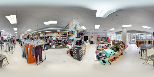 Outdoor Sports Store «U.S. Outdoor», reviews and photos, 219 SW Broadway, Portland, OR 97205, USA