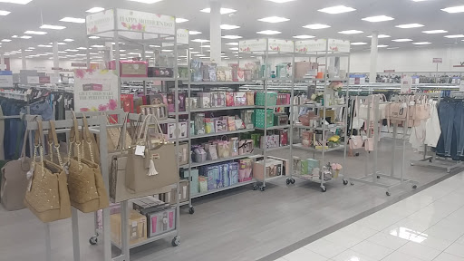 Department Store «Burlington Coat Factory», reviews and photos, 2090 Lincoln Hwy, Lancaster, PA 17602, USA