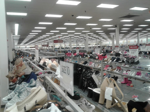 Clothing Store «Burlington Coat Factory», reviews and photos, 5766 Buford Hwy NE, Doraville, GA 30340, USA