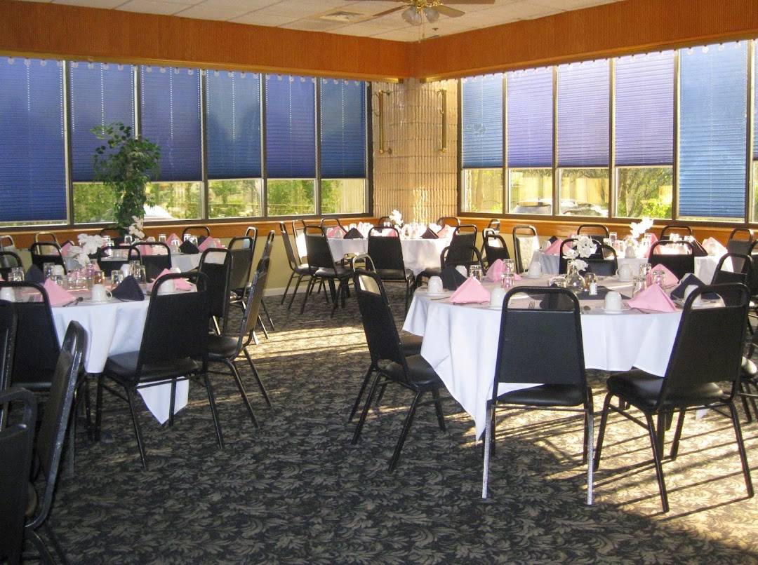 Pompeos Restaurant and Catering