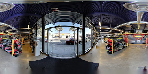 Truck Accessories Store «4 Wheel Parts Performance Center», reviews and photos, 550 W San Carlos St, San Jose, CA 95126, USA