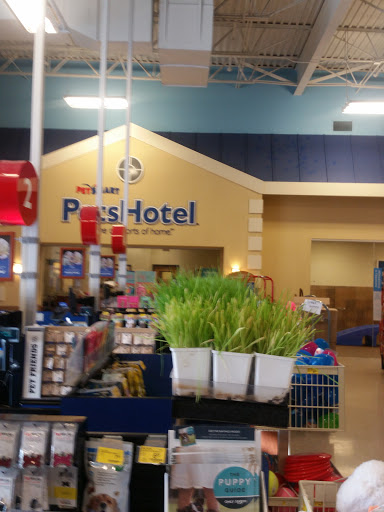 Pet Supply Store «PetSmart», reviews and photos, 10460 Town Center Dr, Westminster, CO 80021, USA