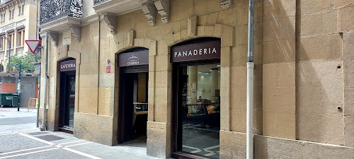 Panadería Cafetería OGIPAN San Francisco en Pamplona