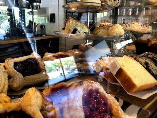 Coffee Shop «Cedar House Coffee Shop», reviews and photos, 2009 E Cedar Ave, Flagstaff, AZ 86004, USA