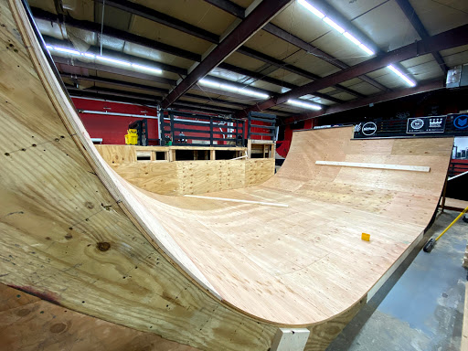 Skateboard Park «Asylum Skate Park», reviews and photos, 29850 Skokie Hwy, Lake Bluff, IL 60044, USA