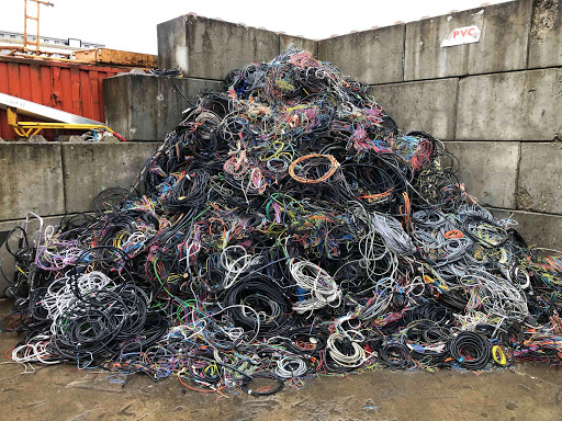 Photo 2 - Épaviste Baptiste - Épaviste et Ferrailleur