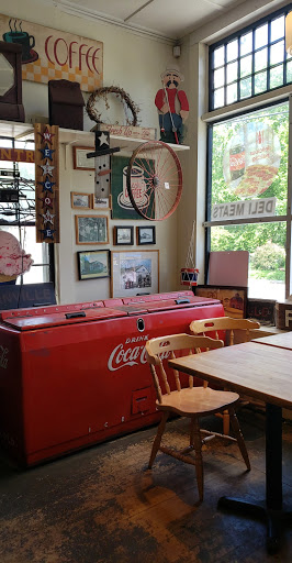 Grocery Store «Granville Country Store», reviews and photos, 11 Granby Rd, Granville, MA 01034, USA