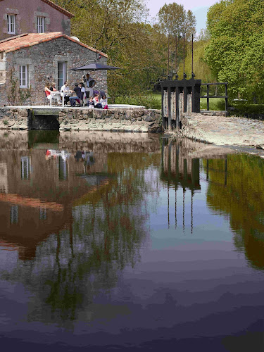 Gites de Poupet Moulin Agrion et Loriot Vendée Puy du Fou à Saint-Malô-du-Bois