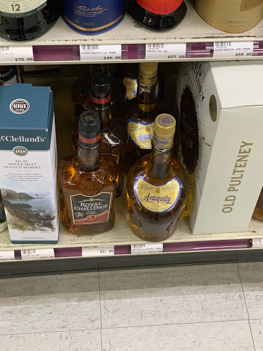 Liquor Store «Liquor World», reviews and photos, 136 Berlin Rd, Cromwell, CT 06416, USA