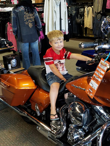 Harley-Davidson Dealer «Appleton Harley-Davidson®», reviews and photos, 2501 Highway 41A Byp B, Clarksville, TN 37043, USA