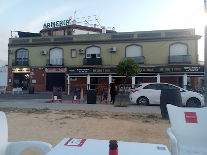 Bar Restaurante Come y Calla - C. Antonio Chacón El Pela, local 3, 41900 Camas, Sevilla, Spain