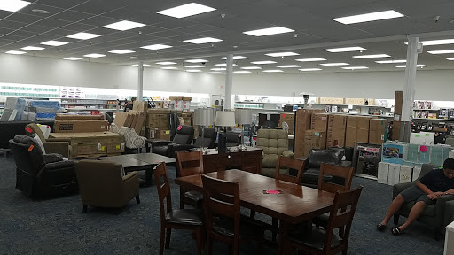 Discount Store «Eagle Bargain Outlet», reviews and photos, 14365 SW Pacific Hwy, Tigard, OR 97224, USA