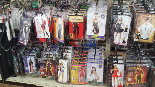 Thrift Store «Goodwill Retail Store and Donation Center», reviews and photos