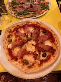 Plats et boissons du Restaurant italien Pizzeria la mama à Bordeaux - n°4